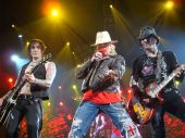 Concerts 2012 0605 paris alphaxl 176 Guns N' Roses